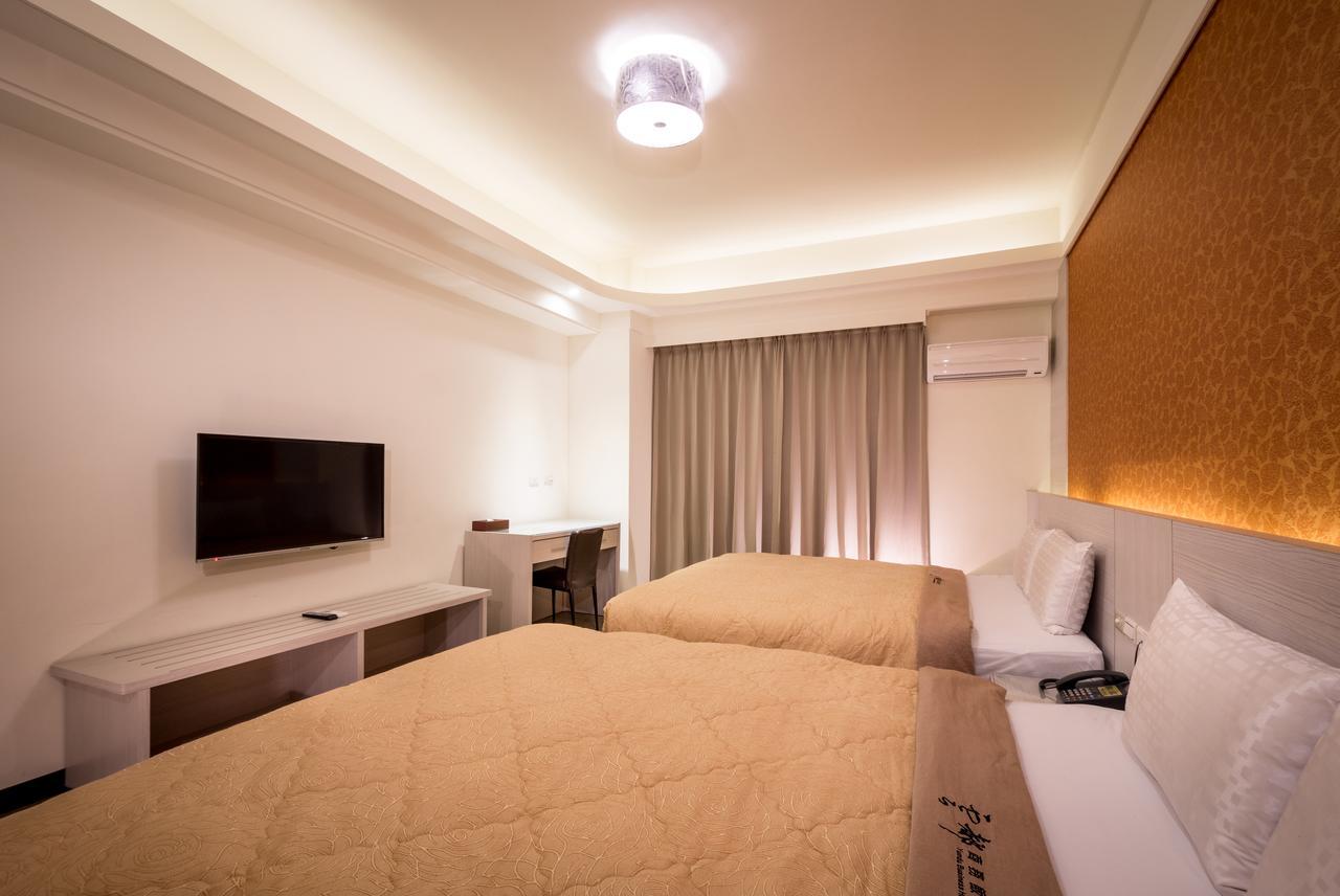 Yundu Business Hotel Mailiao Ngoại thất bức ảnh