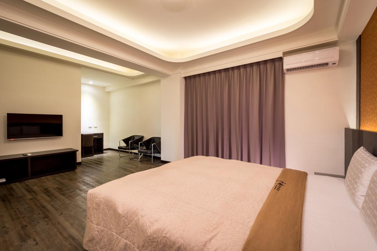Yundu Business Hotel Mailiao Ngoại thất bức ảnh