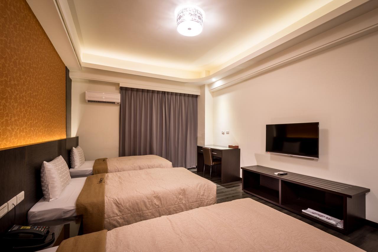 Yundu Business Hotel Mailiao Ngoại thất bức ảnh