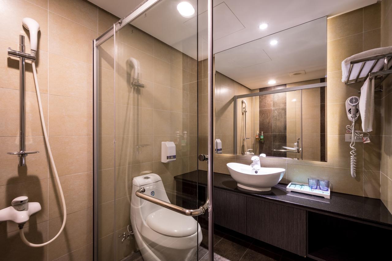 Yundu Business Hotel Mailiao Ngoại thất bức ảnh